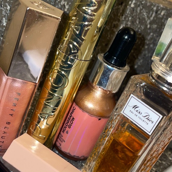 Meet your Posher, Clea - Picture 1 of 1